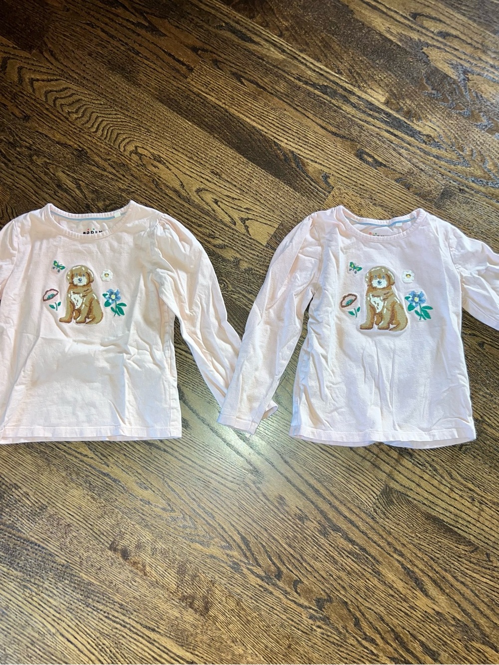 Mini Boden Light Pink Puppy Appliqué Long Sleeve Tee